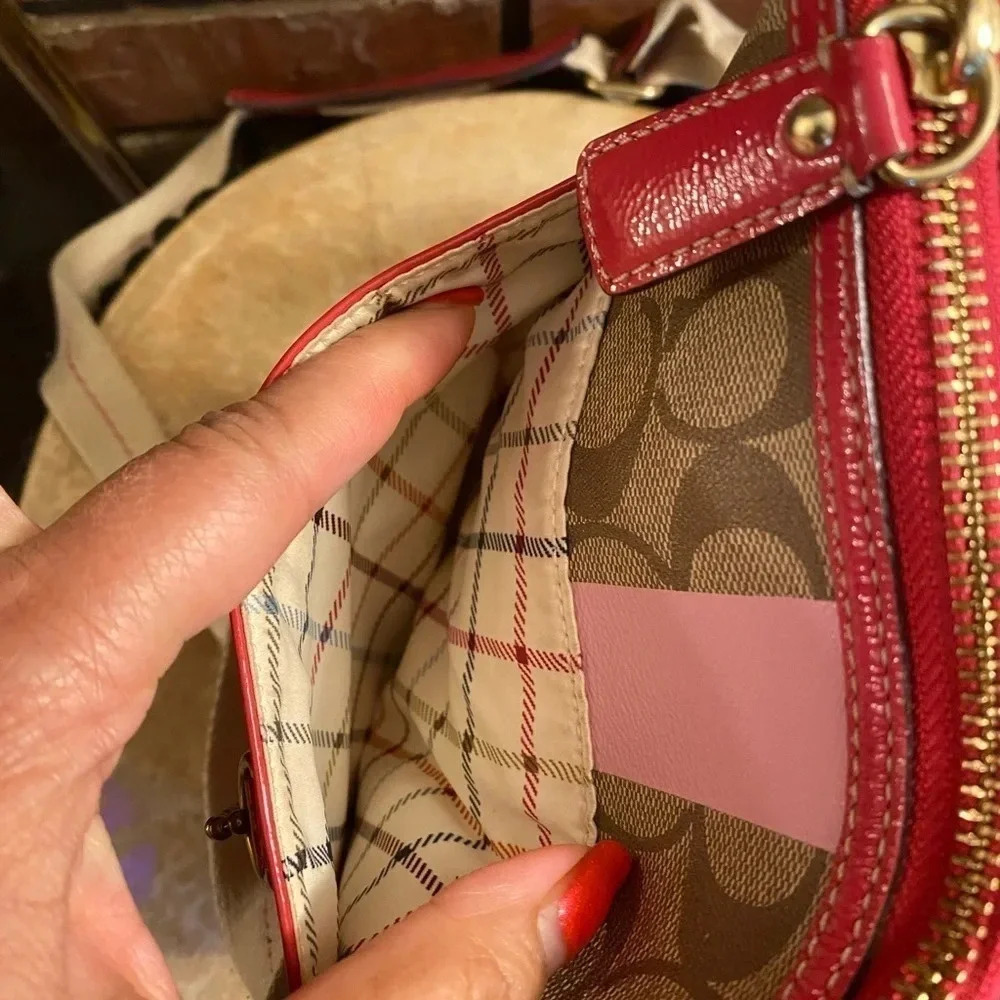 Coach Signature Heritage Stripe Crossbody Bag - Picture 6 of 12